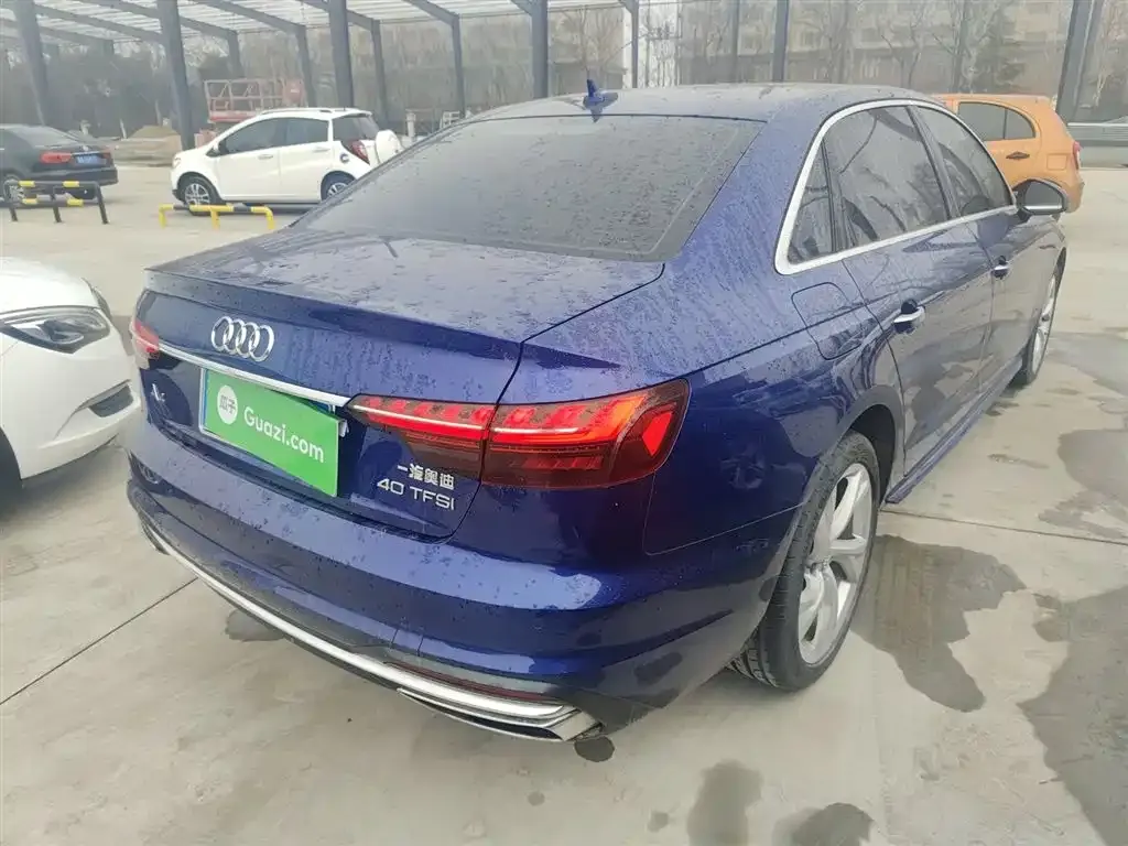 Audi A4L 2021 из CN, фото 2