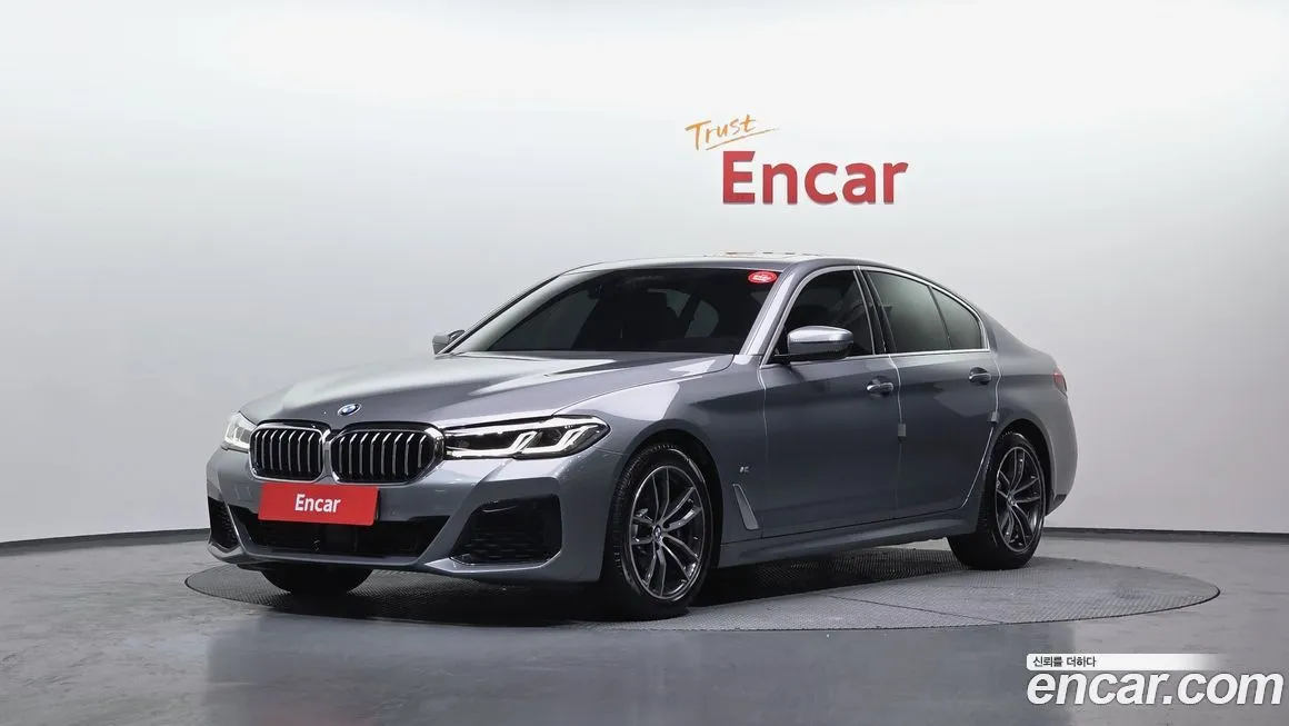 BMW 5-Series 2023 из KR, фото 1