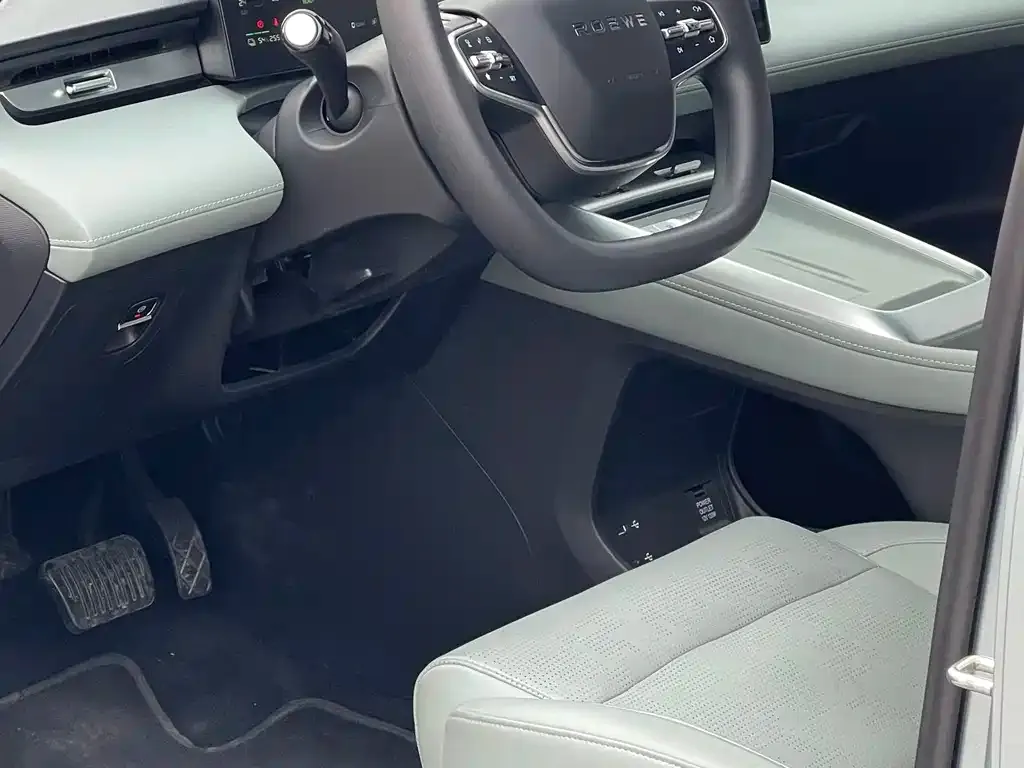 Roewe D6 2025 из CN, фото 4