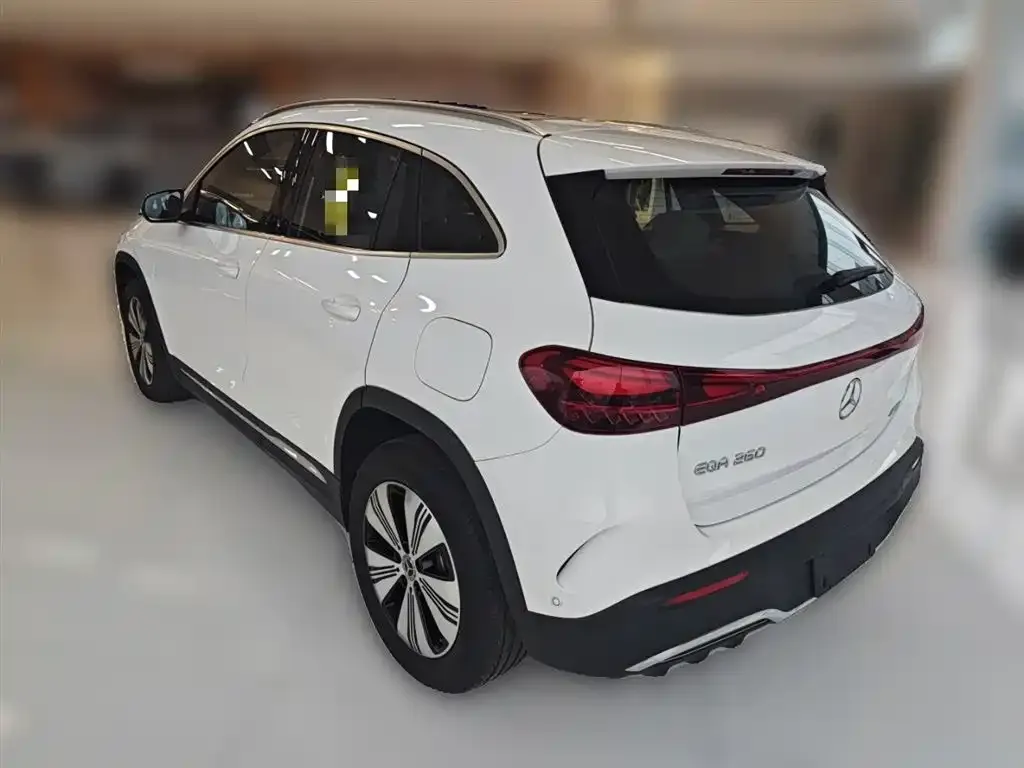 Mercedes-Benz EQA 2025 из CN, фото 3