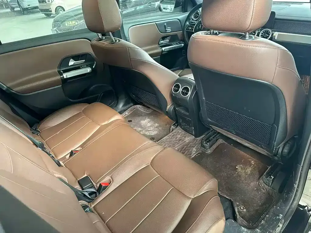 Mercedes-Benz GLB 2023 из CN, фото 8