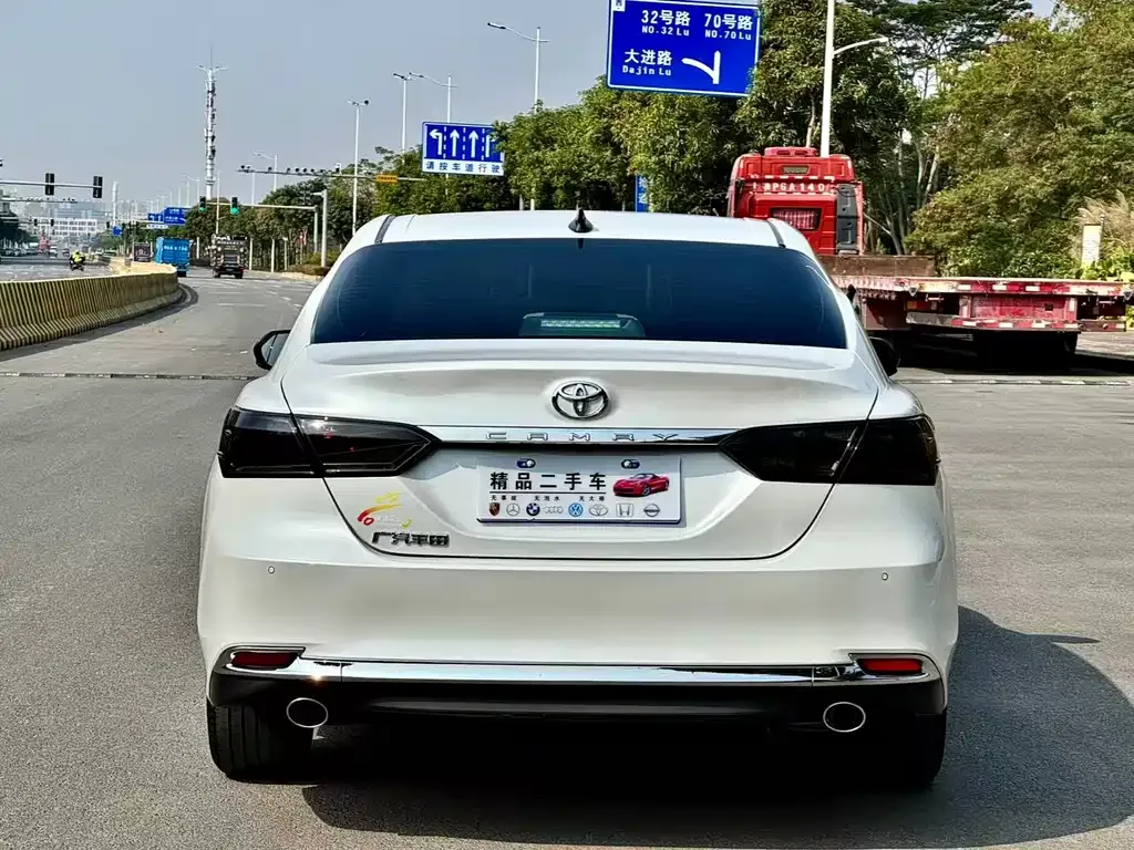 Toyota Camry 2023 из CN, фото 6