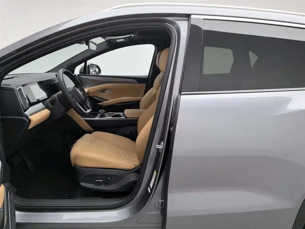 BYD L DM-i 2024 из CN, фото 6