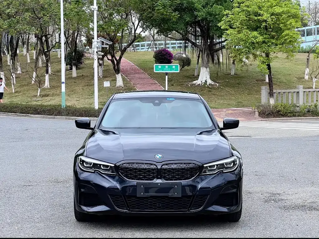 BMW 3 Series 2022 из CN, фото 9