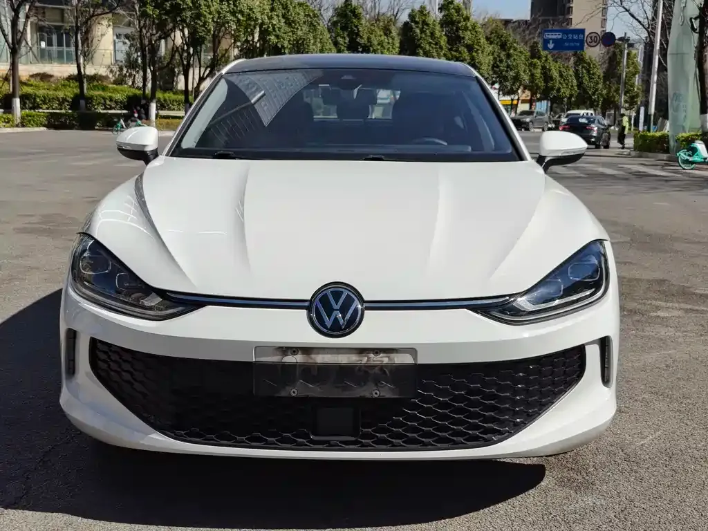 Volkswagen Lamando 2023 из CN, фото 2