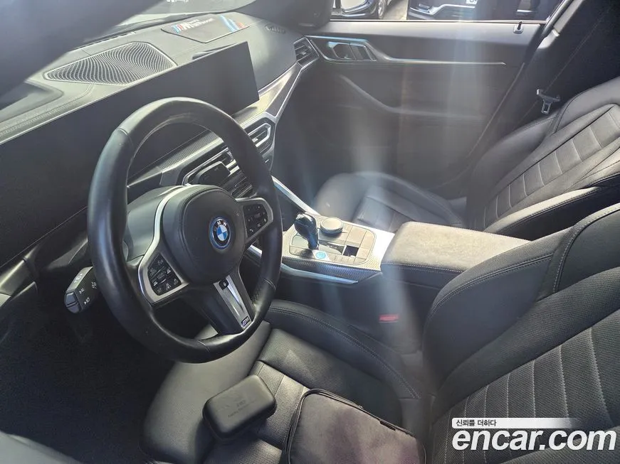 BMW i4 2022 из KR, фото 5