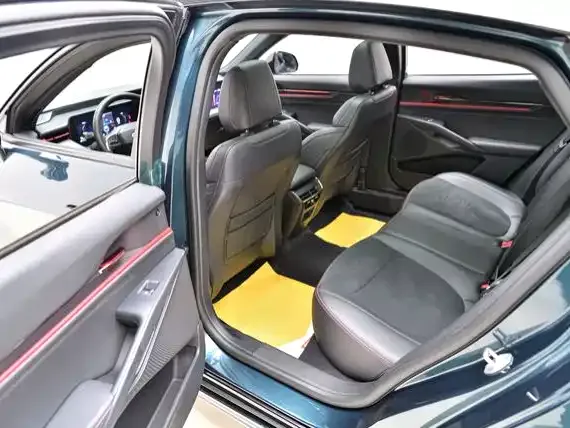 Ford Mondeo 2023 из CN, фото 6