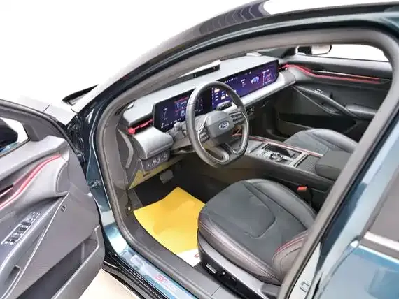 Ford Mondeo 2023 из CN, фото 5