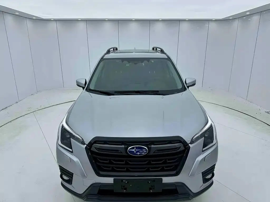 Subaru Forester 2022 из CN, фото 10