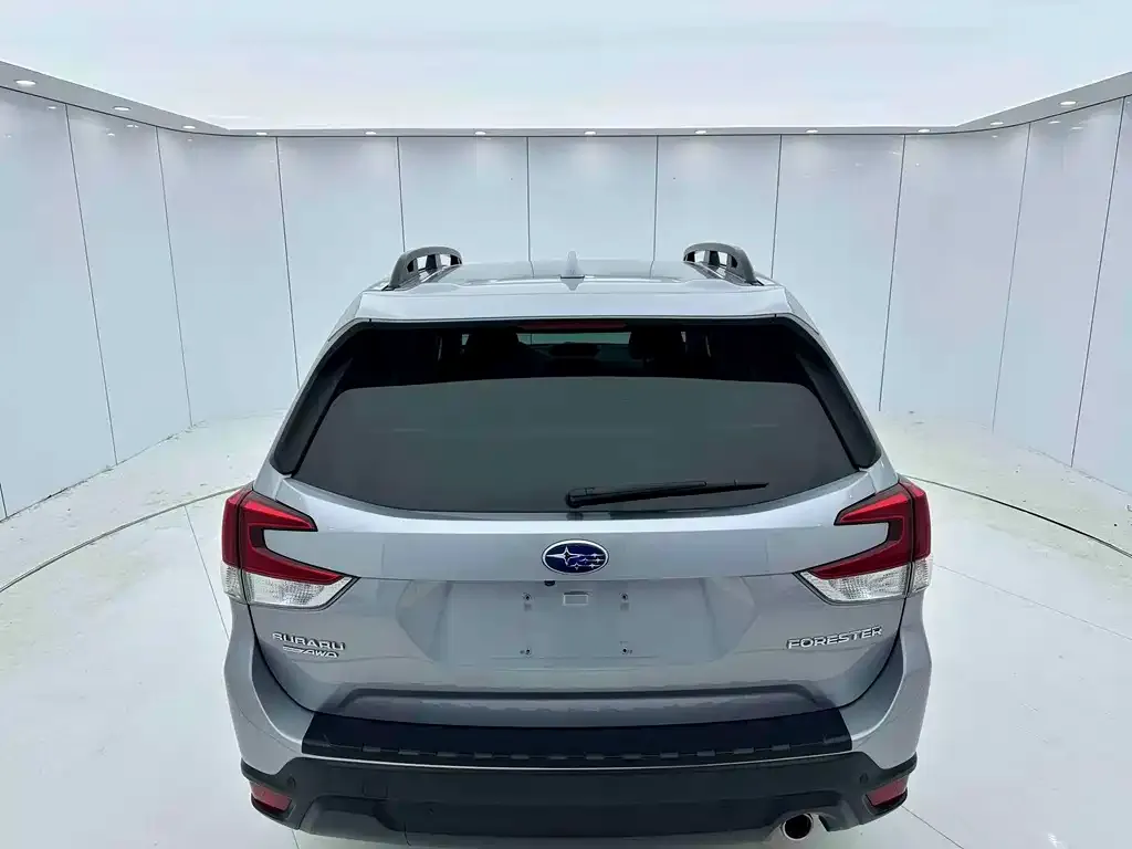 Subaru Forester 2022 из CN, фото 2
