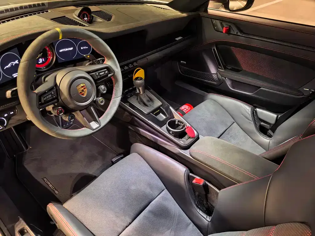 Porsche 911 2024 из CN, фото 7