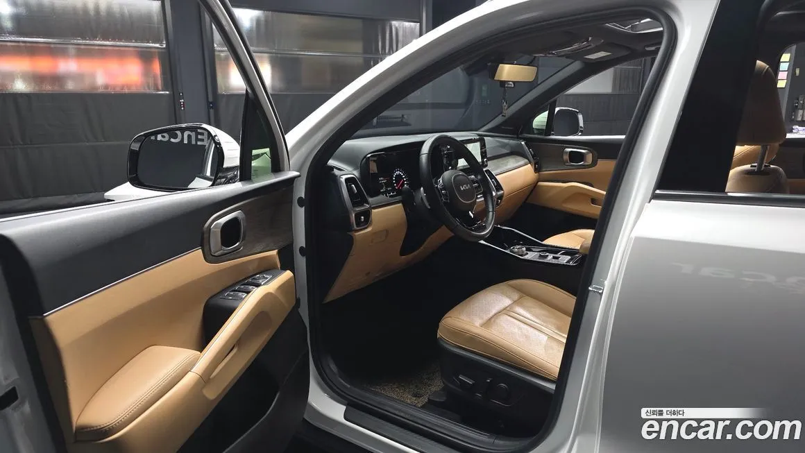 Kia Sorento — фото 9