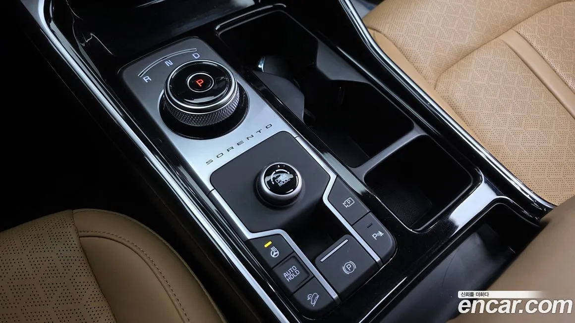Kia Sorento — фото 7