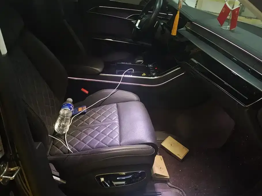 Audi A8 2024 из CN, фото 10