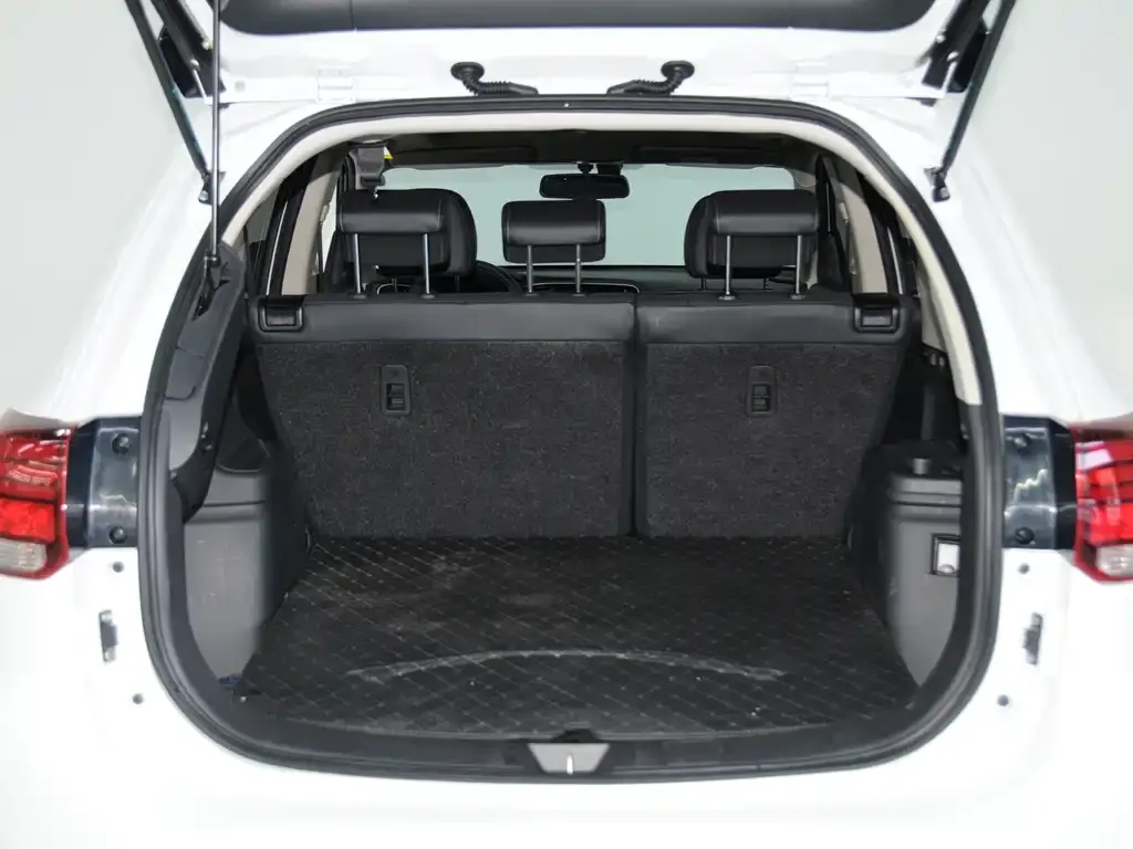 Mitsubishi Outlander 2023 из CN, фото 2