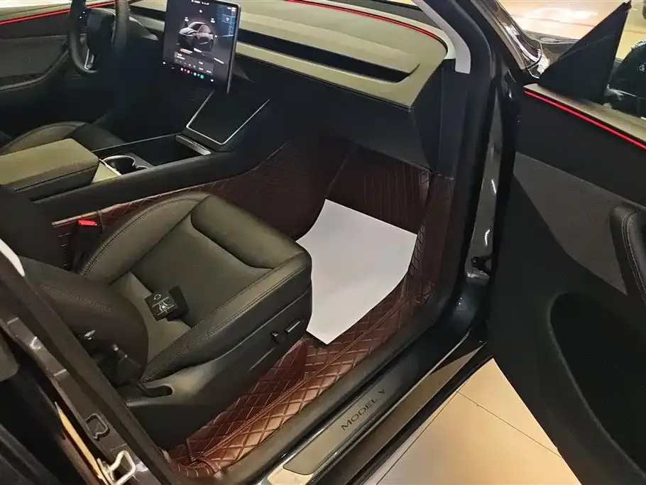 Tesla Model Y 2025 из CN, фото 9