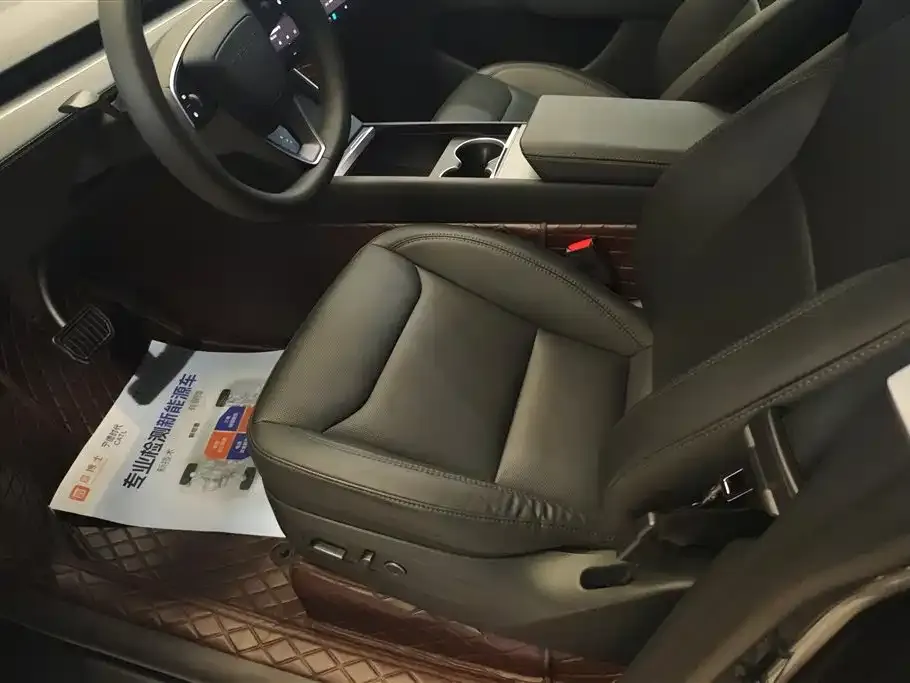 Tesla Model Y 2025 из CN, фото 6