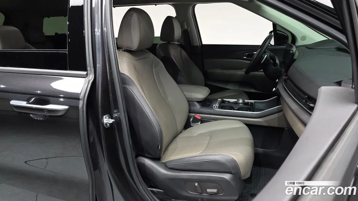 Kia Carnival 2025 из KR, фото 4