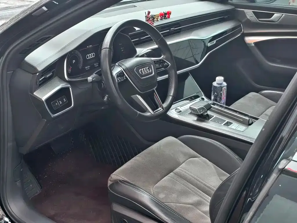 Audi A6L 2023 из CN, фото 4