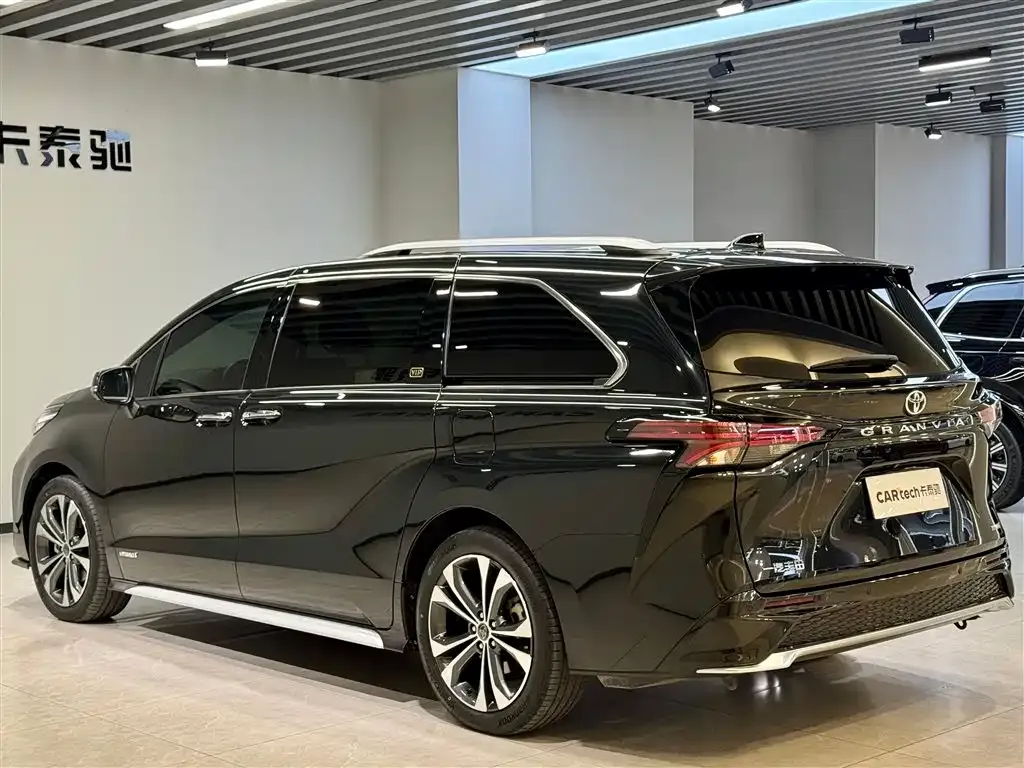 Toyota Granvia 2024 из CN, фото 6