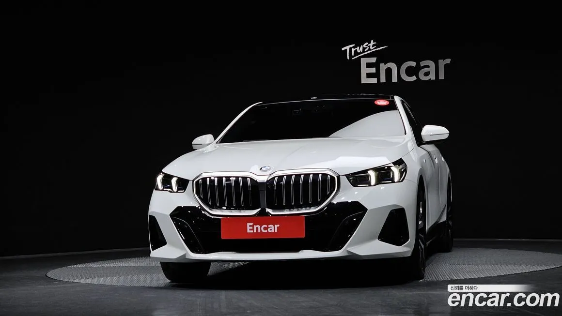 BMW 5-Series 2024 из KR, фото 4