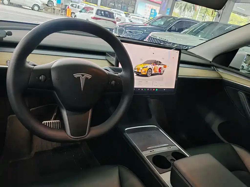 Tesla Model Y 2023 из CN, фото 8