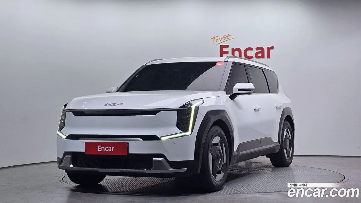 Kia EV9 2024 из KR, фото 1