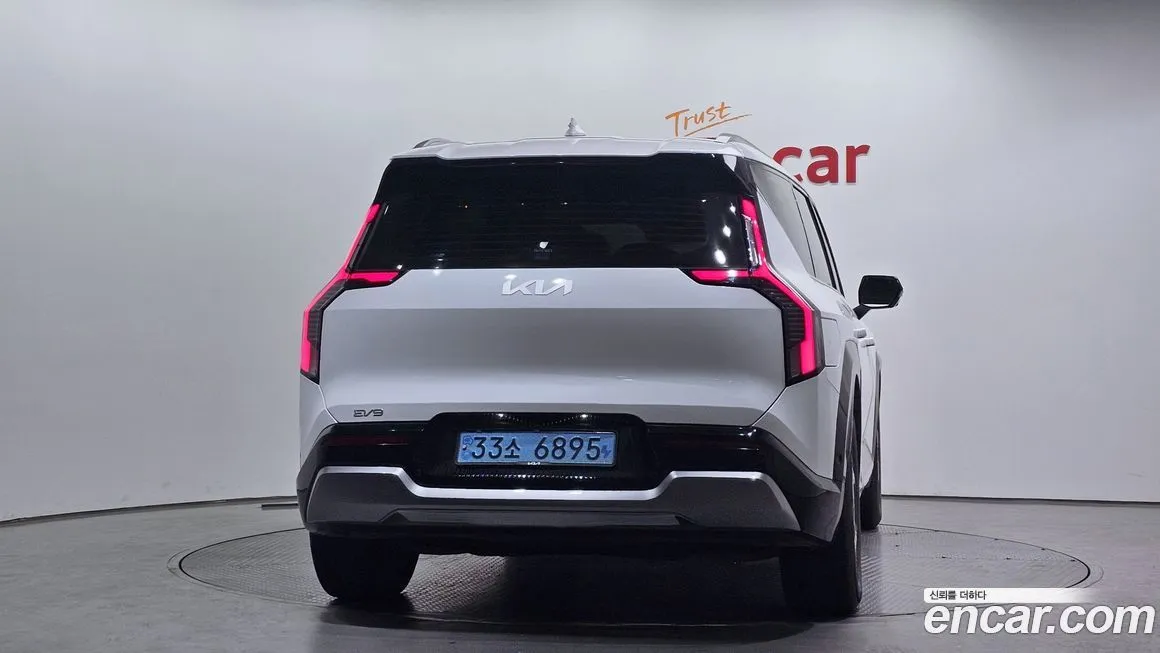 Kia EV9 2024 из KR, фото 6