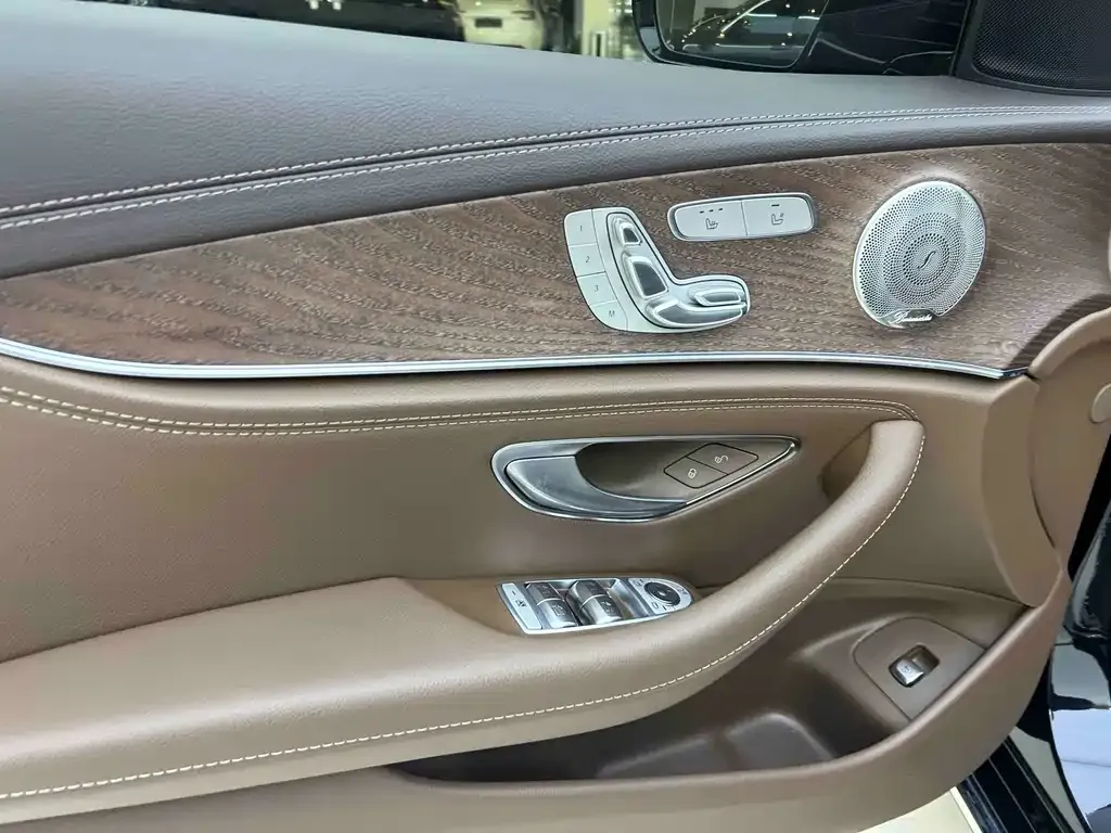 Mercedes-Benz E-Class 2022 из CN, фото 10