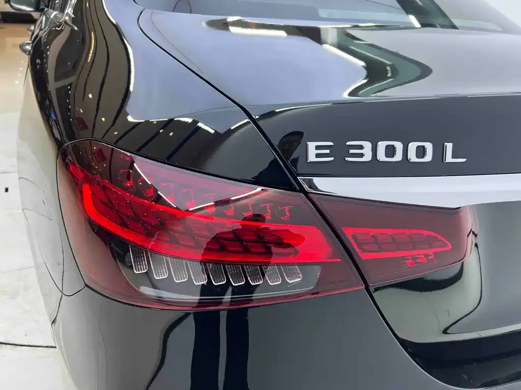Mercedes-Benz E-Class 2022 из CN, фото 4