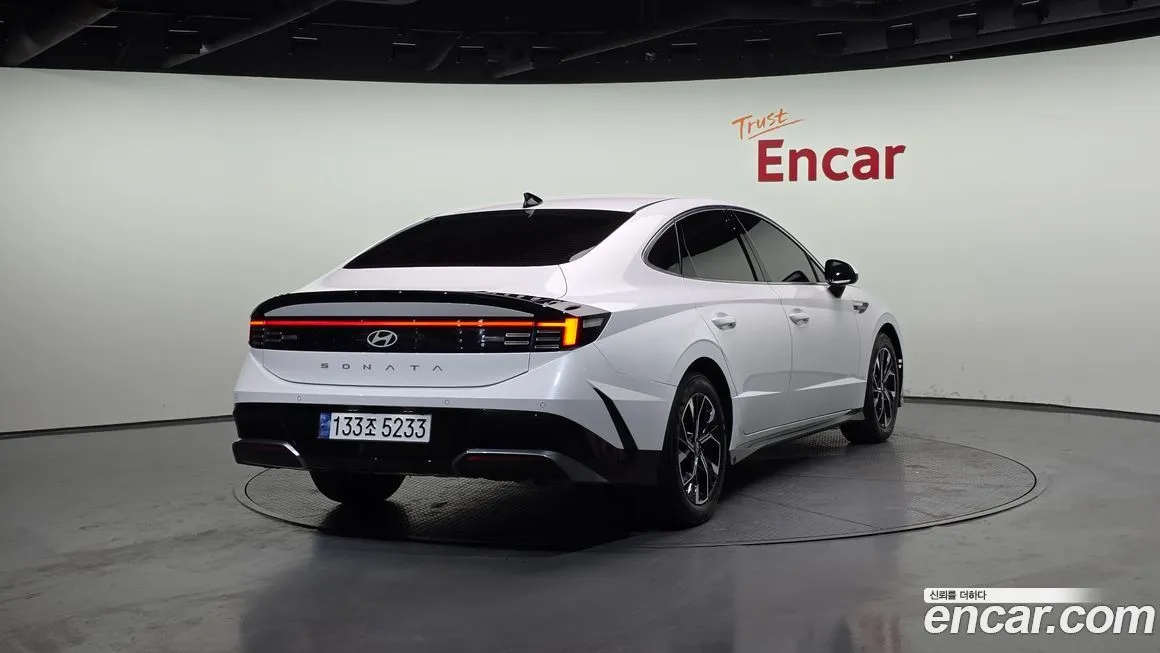Hyundai Sonata 2024 из KR, фото 2