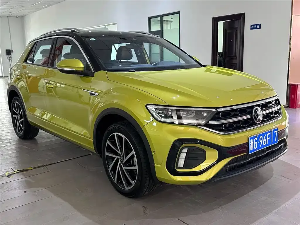 Volkswagen T-Roc 2023 из CN, фото 2