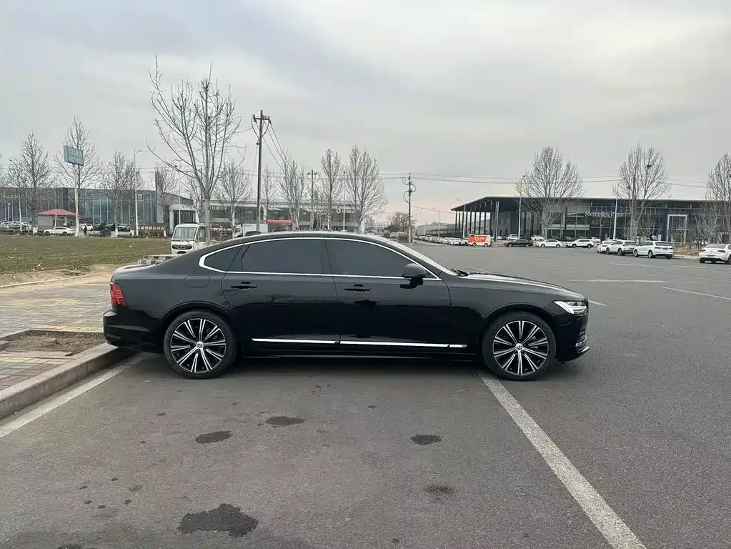 Volvo S90 2023 из CN, фото 8