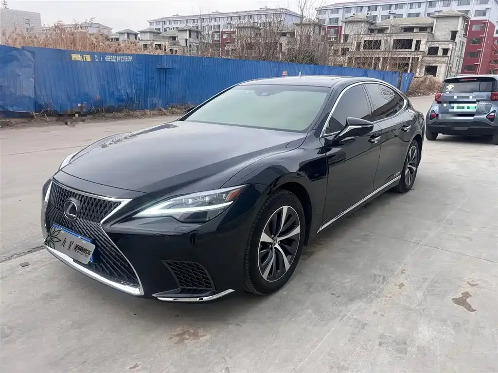 Lexus LS 2023 из CN, фото 1