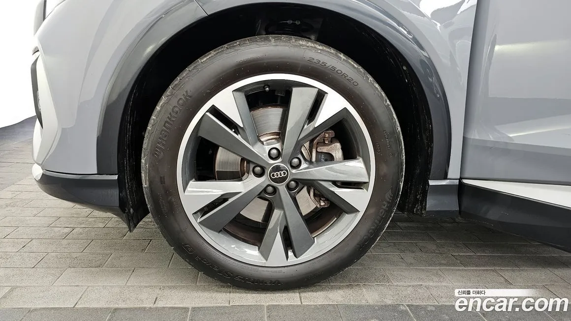 Audi Q4 e-tron 2023 из KR, фото 6