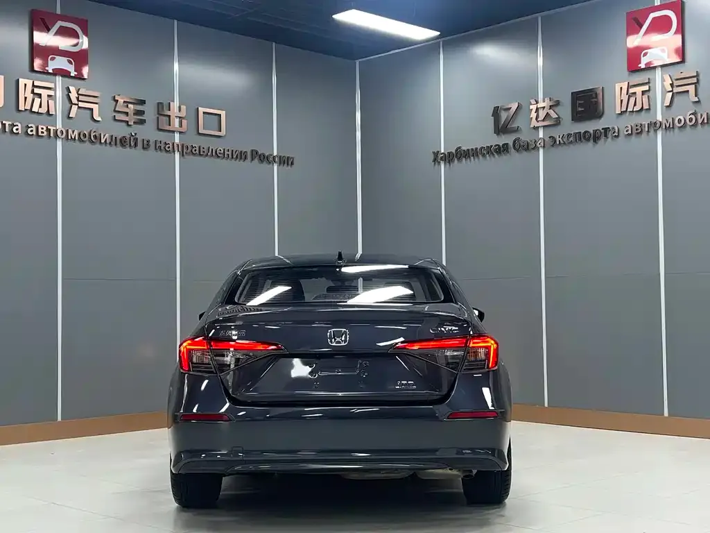 Honda Civic 2021 из CN, фото 2