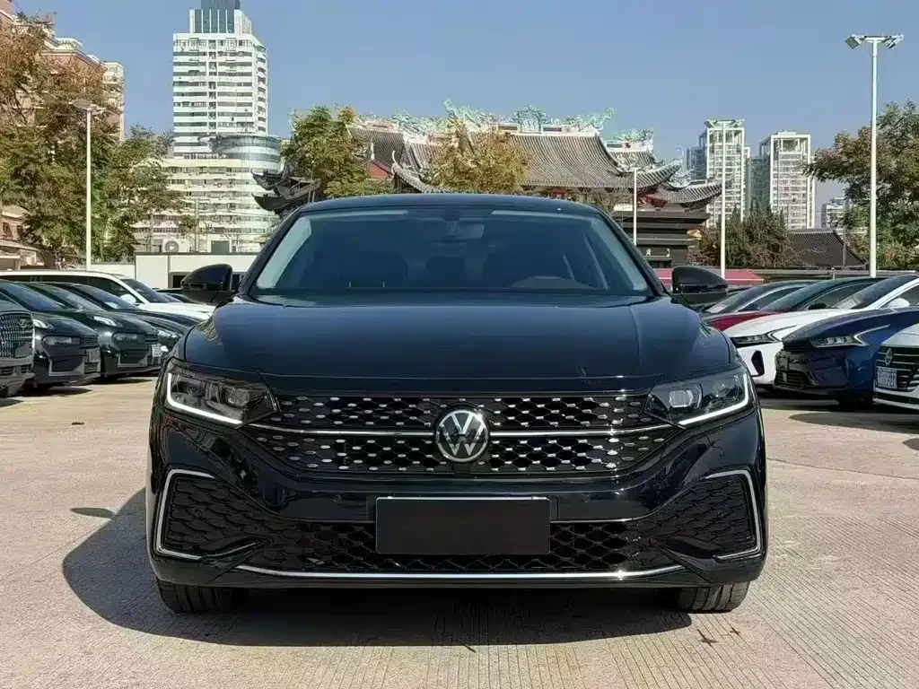 Volkswagen Passat 2024 из CN, фото 5
