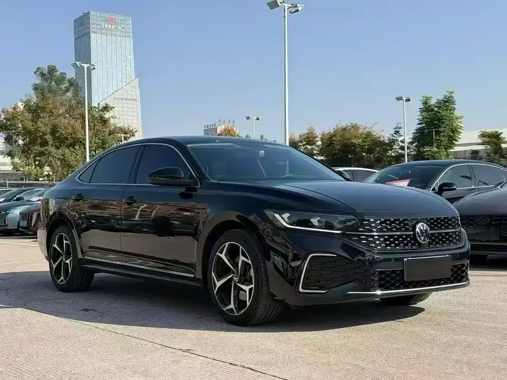Volkswagen Passat 2024 из CN, фото 3