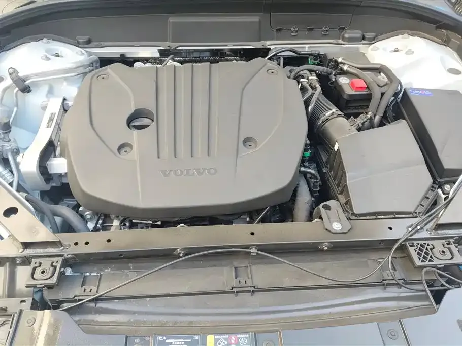 Volvo XC60 2025 из CN, фото 10