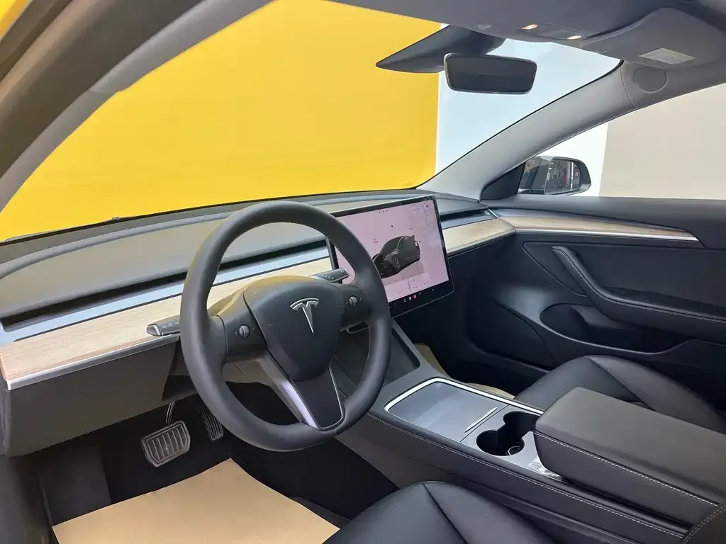 Tesla Model 3 2023 из CN, фото 4