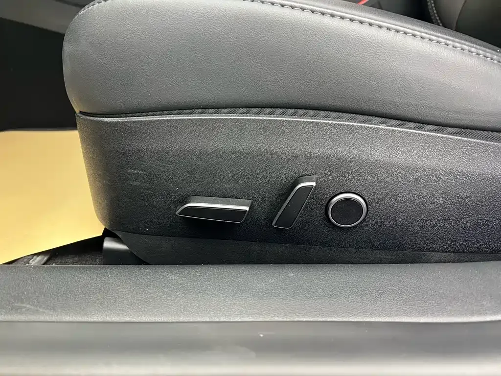 Tesla Model 3 2023 из CN, фото 8