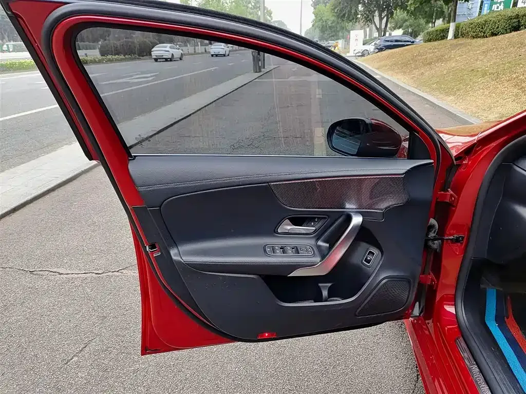 Mercedes-Benz A-Class 2022 из CN, фото 6