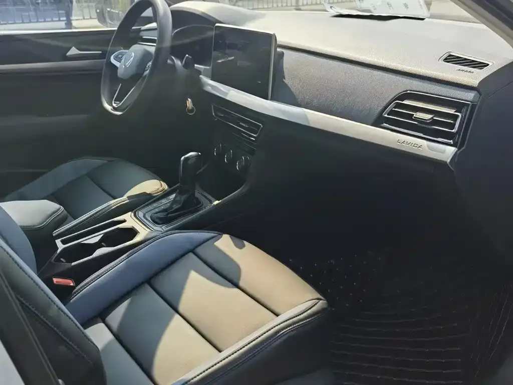 Volkswagen Lavida 2024 из CN, фото 3