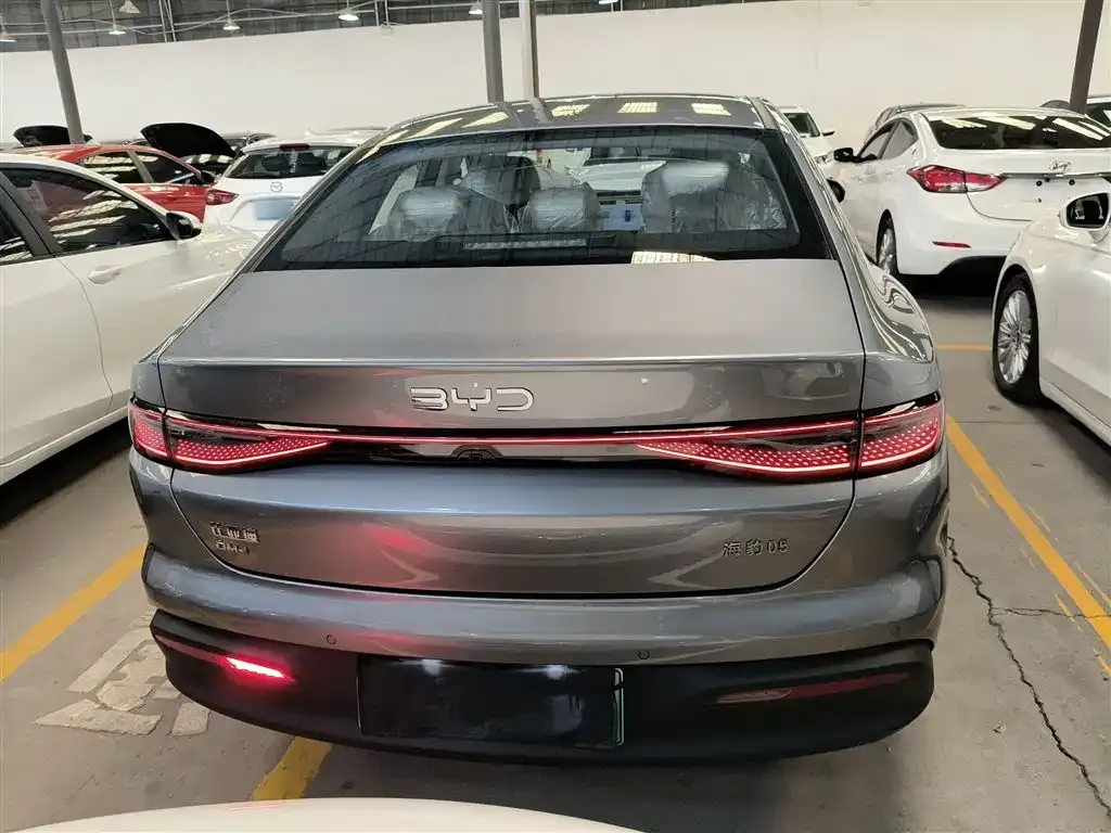 BYD Seal 05 DM-i 2025 из CN, фото 3