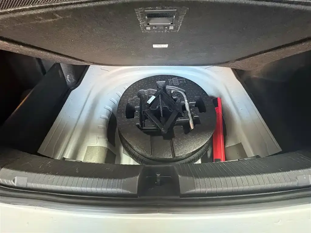 Volkswagen Bora 2021 из CN, фото 3