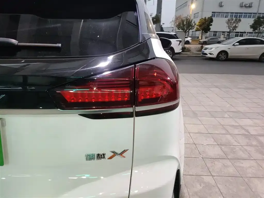 Geely Boyue 2022 из CN, фото 4