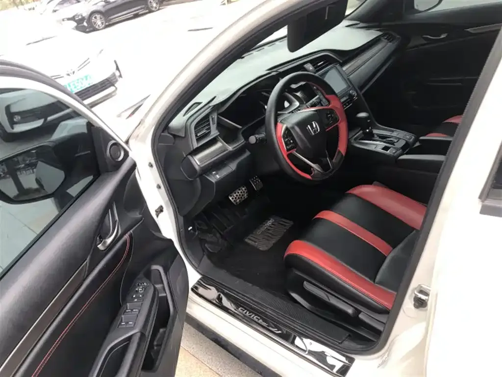 Honda Civic 2021 из CN, фото 5
