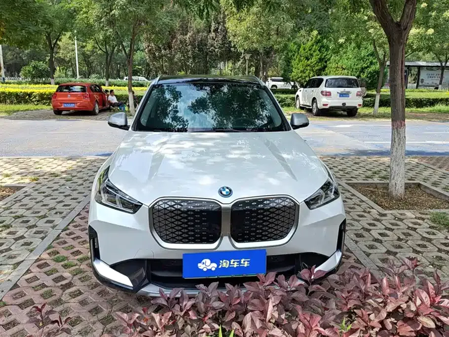BMW iX1 2024 из CN, фото 10