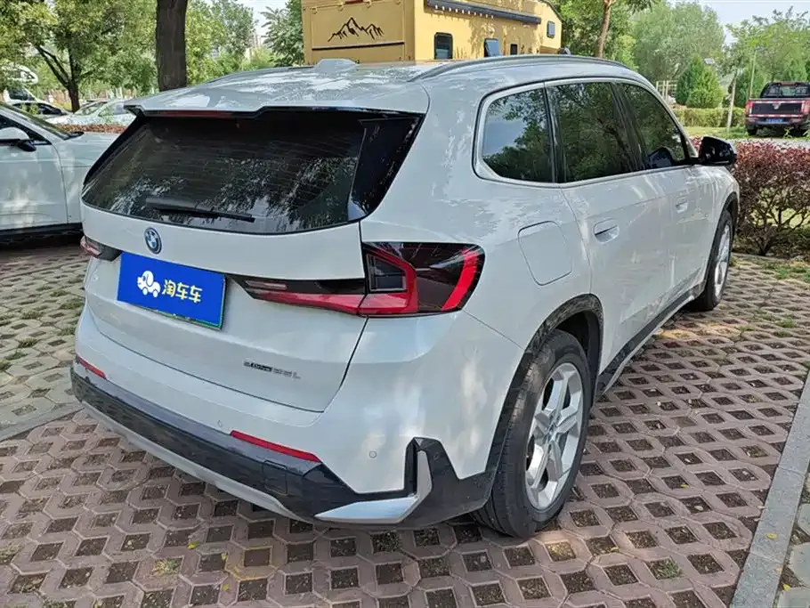 BMW iX1 2024 из CN, фото 5