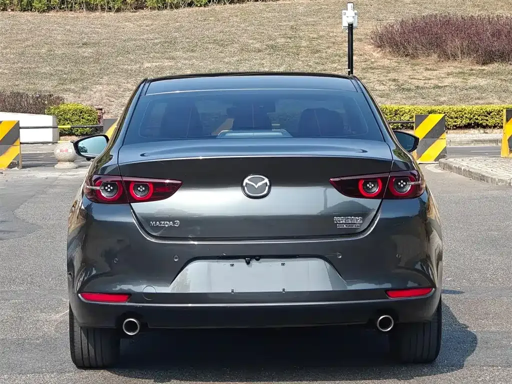 Mazda 3 Axela 2022 из CN, фото 5